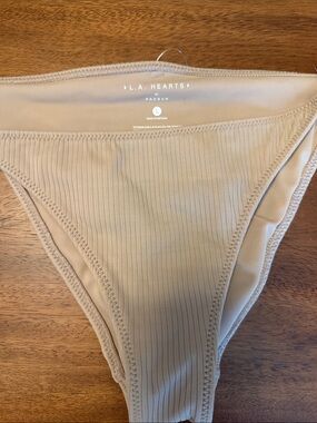La Hearts Ribbed Bikini Bottoms — Cream